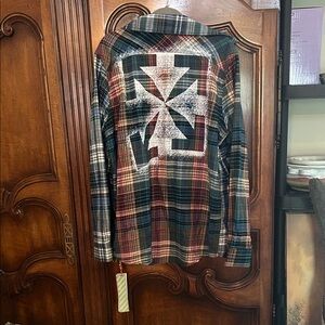 Vintage 2013 OFF WHITE XL FLANNEL SHIRT
Brand New never worn